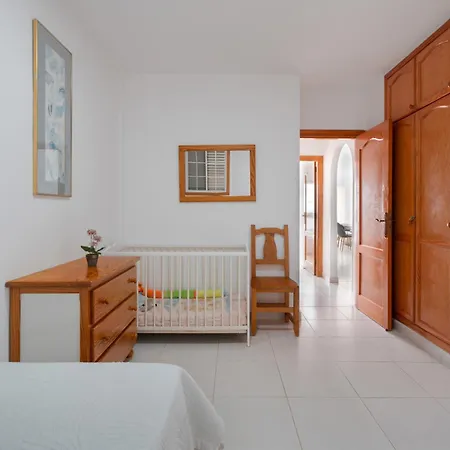 Ventanita Al Atlantico Apartment *